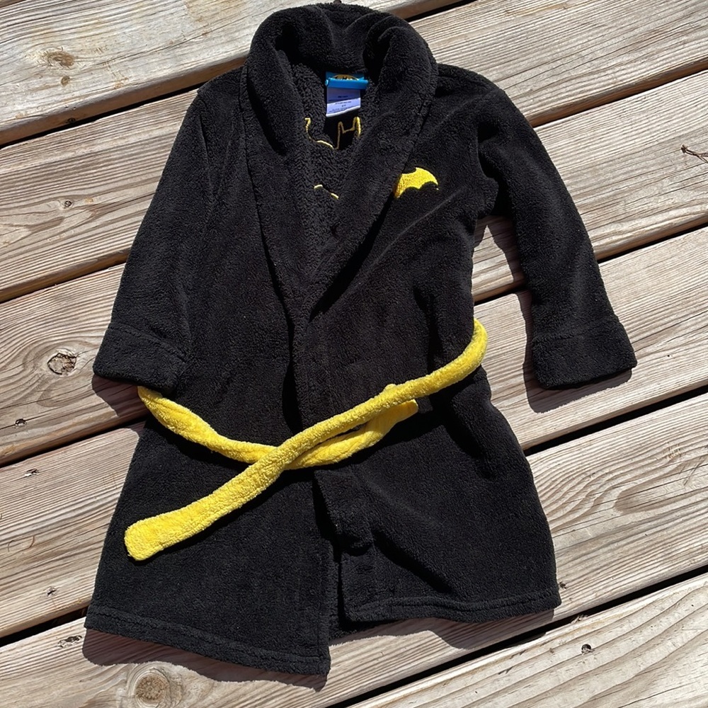 🦇 BOYS Batman Robe Size 2T - Picture 10 of 10